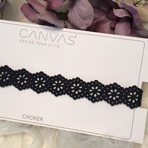 Navy blue flower choker